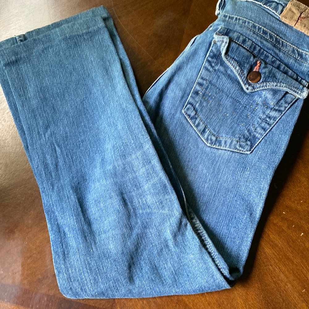 Juniors Size 2 American Eagle Outfitters Stretch Bootcut Capri or Jeans